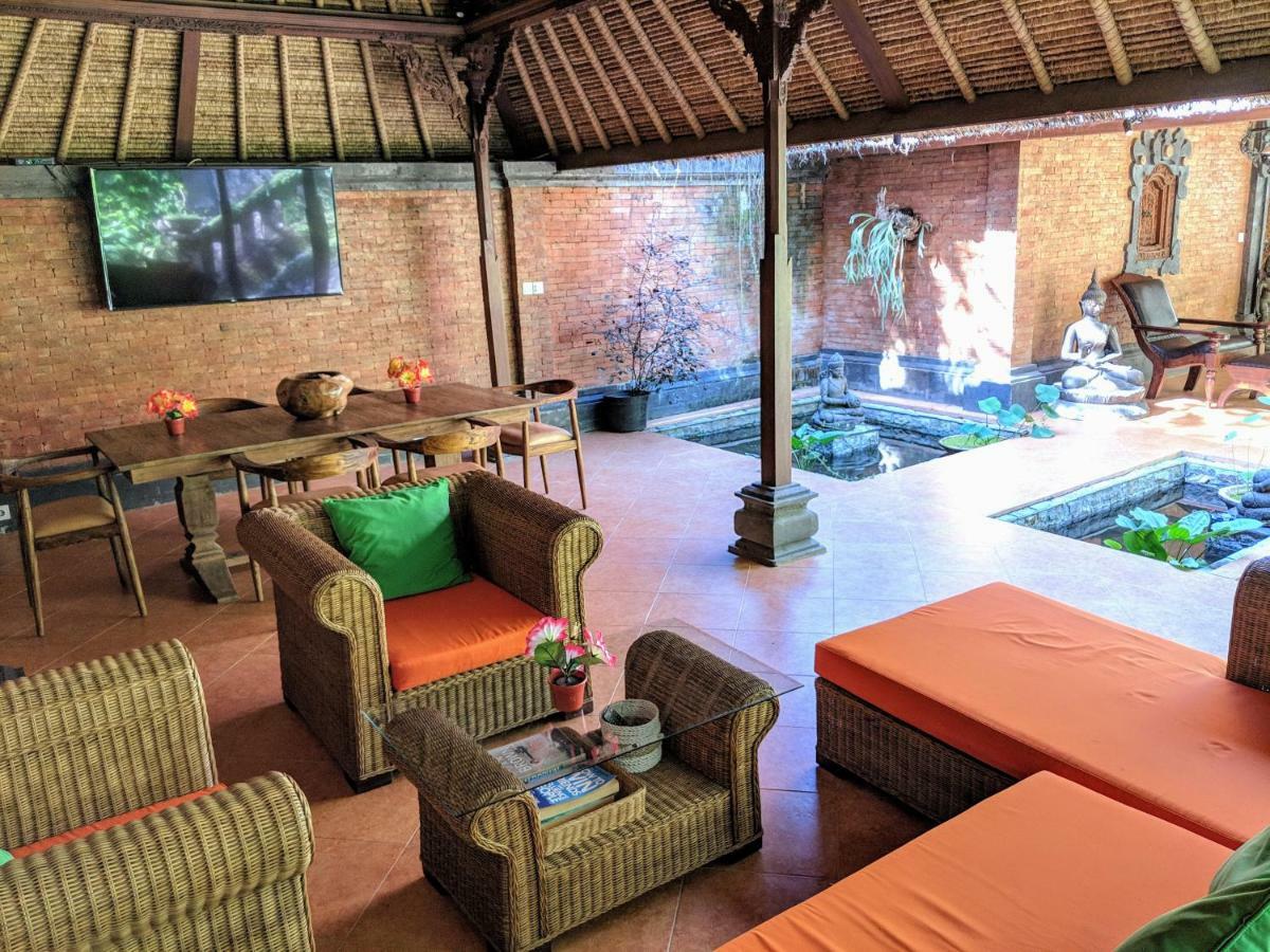 Villa The Laras à Jimbaran Extérieur photo