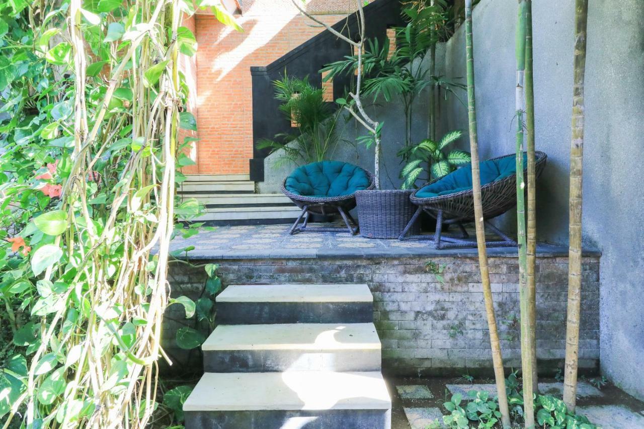 Villa The Laras à Jimbaran Extérieur photo