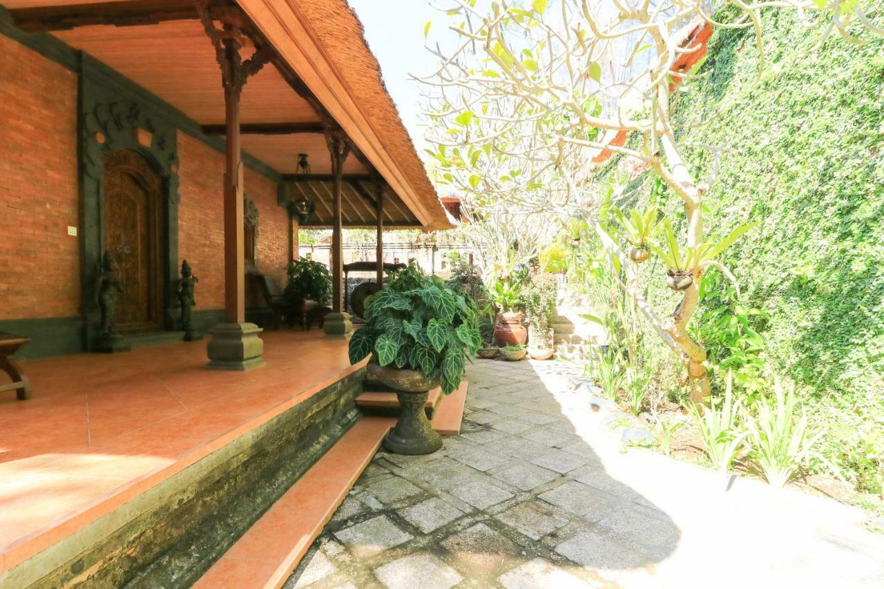 Villa The Laras à Jimbaran Extérieur photo